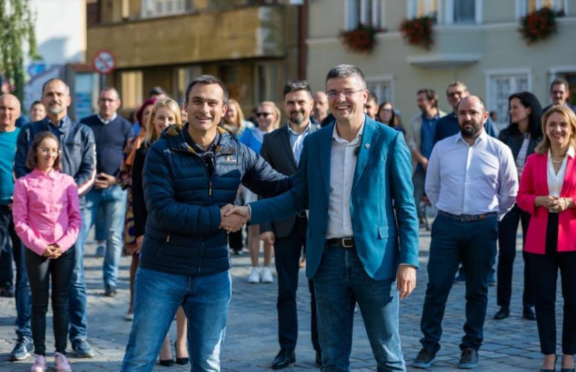 Irineu Darău, USR: Scripcaru își reactivează grupurile de interese, noi continuăm să apărăm Brașovul (Cazul RIAL) 9 | MyTex.ro