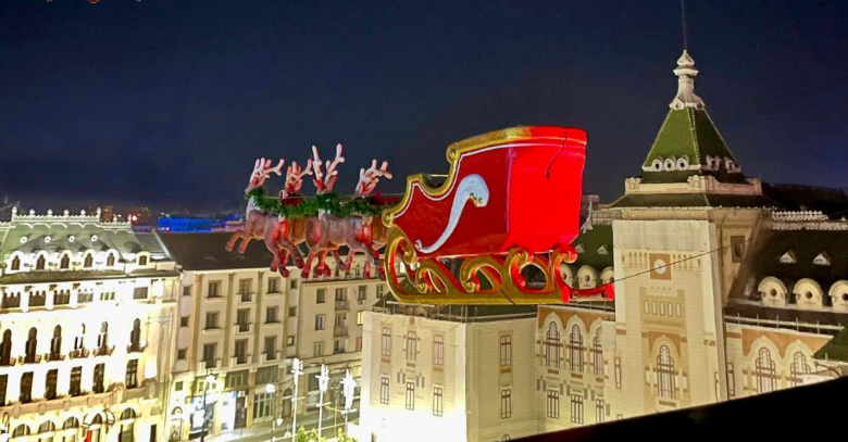 Crăciun 2024. Flying Santa, în premieră în România / Când se va deschide târgul de Crăciun din Bănie 3 Crăciun 2024 | MyTex.ro
