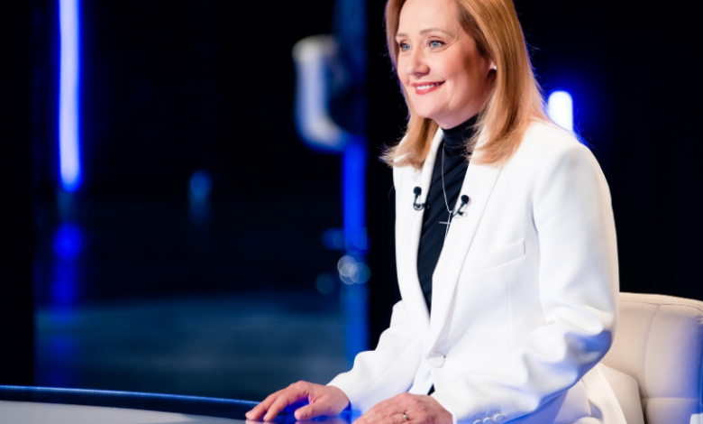 Elena Lasconi | MyTex.ro