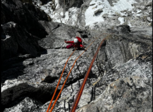 Salvamontista din Brașov care a cucerit Himalaya | MyTex.ro