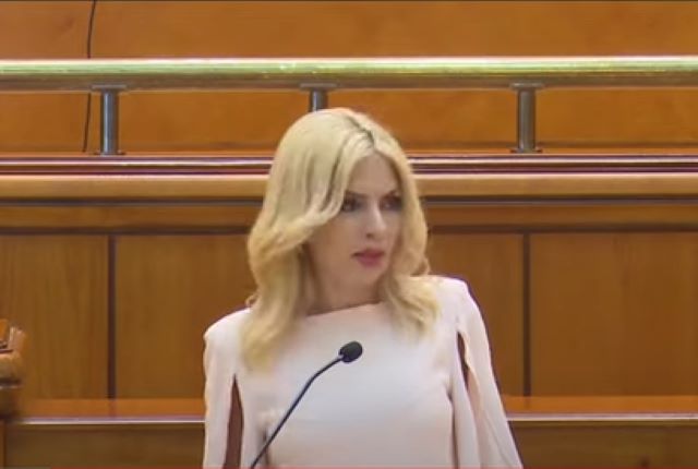 Laura Vicol și-a dat demisia din PSD 3 Laura Vicol și-a dat demisia din PSD | MyTex.ro