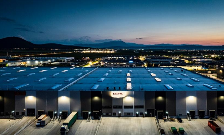 Proiectul – „Investiții în echipamente avansate pentru producția de componente pentru piața aerospațială și medicală și solutii ecologice” – Finanțat cu sprijinul granturilor acordate de Islanda, Liechtenstein și Norvegia prin mecanismele financiare SEE și Norvegian 2014-2021, în cadrul Programului „Creșterea IMM-urilor din România” lansat de OLSTRAL HPT S.R.L., a fost finalizat 5 | MyTex.ro