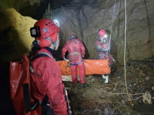 Salvamontiștii brașoveni au simulat o intervenție de urgență | MyTex.ro