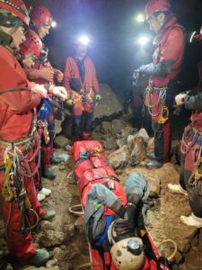 Salvamontiștii brașoveni au simulat o intervenție de urgență | MyTex.ro