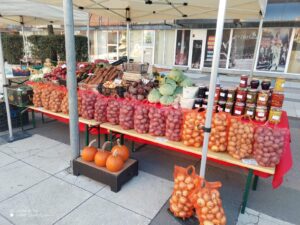 piață în Răcădău | MyTex.ro