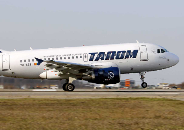 Avion Tarom, reținut la sol de o firmă de recuperare a creanțelor 3 Avion Tarom | MyTex.ro