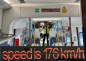 Tren testat la viteza de 176 km/h | MyTex.ro