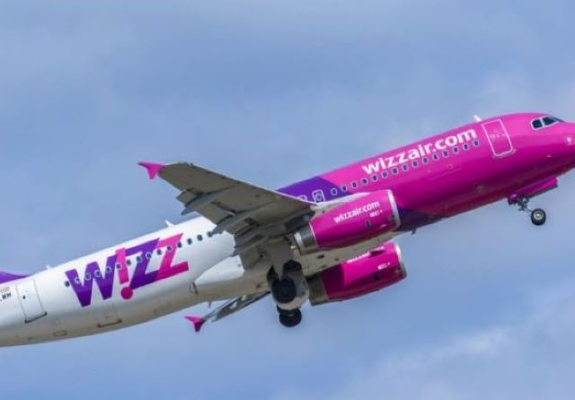 Aterizare de urgență cu o aeronavă Wizz Air 3 Aterizare de urgență cu o aeronavă Wizz Air | MyTex.ro