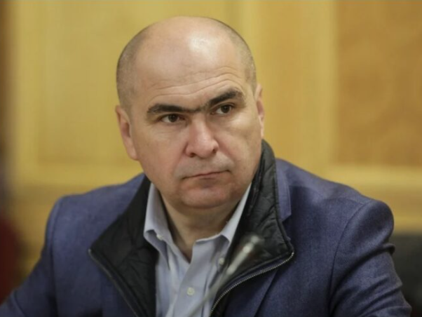 Bolojan promite reducerea numărului de parlamentari | MyTex.ro