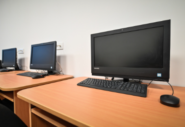 Echipamente IT pentru școlile din subordinea CJ Brașov | MyTex.ro