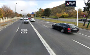 Brașovenii și turiștii vor ști în timp real ce locuri de parcare sunt libere | MyTex.ro