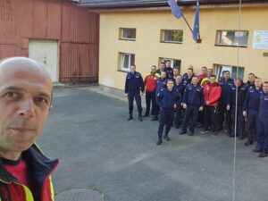 Salvatori la puterea a doua | MyTex.ro