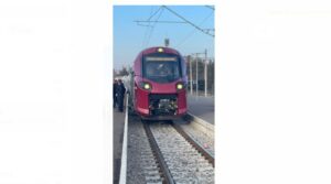 Primul tren nou Alstom a ajuns la Brașov | MyTex.ro