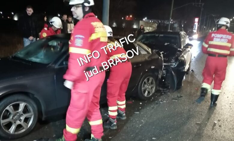 Ultima oră. Carambol pe strada Hărmanului din Brașov 3 Carambol | MyTex.ro