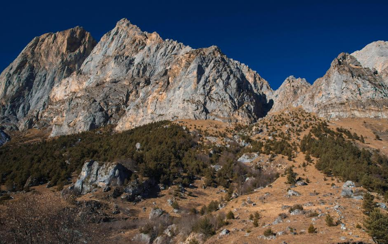 Cheile Râșnoavei: destinația perfectă pentru aventură și relaxare 13 | MyTex.ro