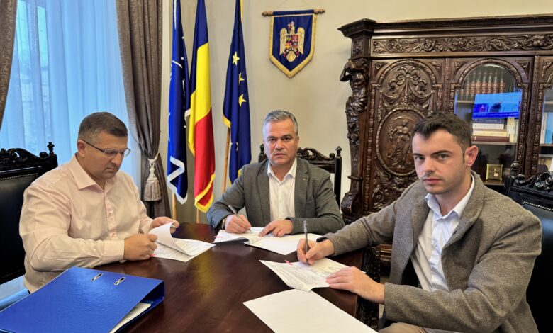 Contract semnat pentru reabilitarea a 5 km de drum judeţean | MyTex.ro