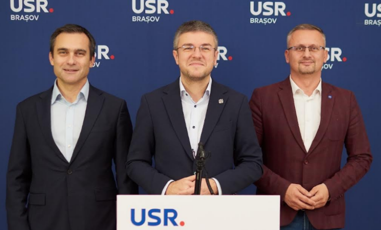 La final de an, liderii USR Brașov urează brașovenilor un an nou mai bun și își iau angajamentul de a munci necontenit în Parlament pentru interesele județului 5 | MyTex.ro