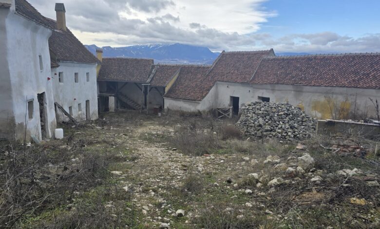 Cetatea Râșnov. O firmă din Cluj a semnat contract cu Primăria, pentru expertiză în vederea reabilitării / Contract de peste 230.000 lei 3 Cetatea Râșnov | MyTex.ro