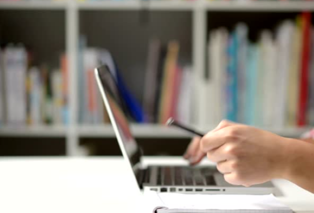 Tentativă de fraudă printre investitorii la bursă 3 Tentativă de fraudă printre investitorii la bursă | MyTex.ro