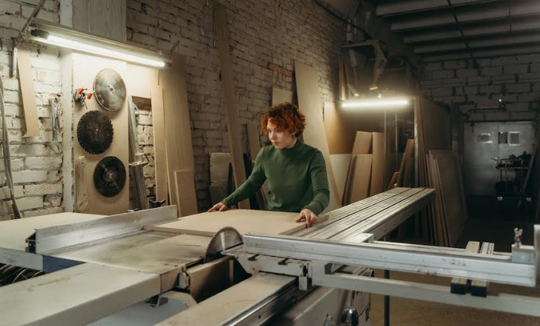 Tâmplărie PVC potrivită pentru băi mici. Iată ce modele de ferestre și uși să alegi pentru optimizarea spațiului 5 | MyTex.ro