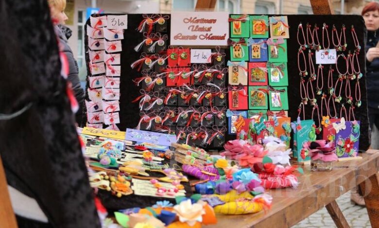 Săptămâna viitoare apar mărțișoarele pe tarabele stradale din Brașov 3 Săptămâna viitoare apar mărțișoarele pe tarabele stradale din Brașov | MyTex.ro