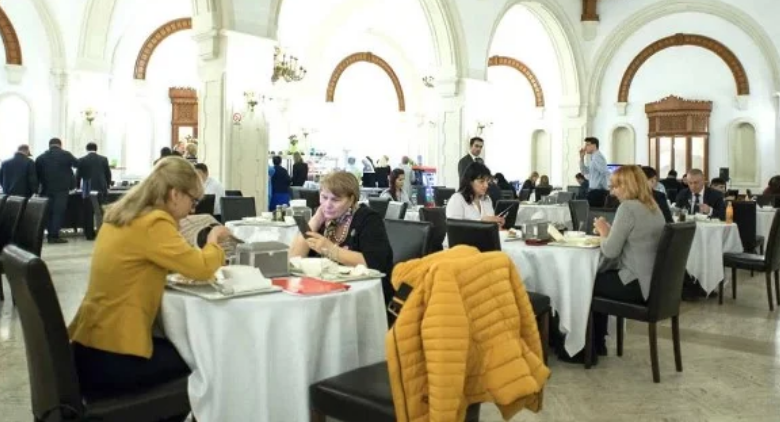 Ce prețuri sunt la Restaurantul Parlamentului 3 Ce prețuri sunt la Restaurantul Parlamentului | MyTex.ro