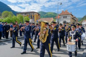 Onor pentru Tricolor | MyTex.ro