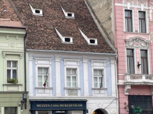 Muzeul figurilor de ceară la Brașov | MyTex.ro