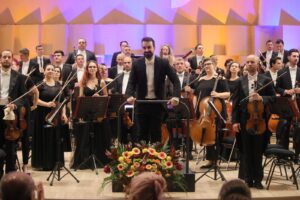 Sarah Nemțanu | MyTex.ro