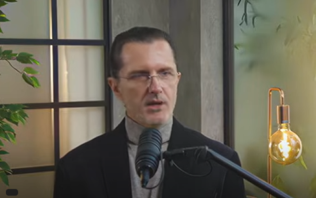 Vasile Bănescu: România e torpilată de propaganda celui mai mare dușman istoric al ei 3 Vasile Bănescu: România e torpilată de propaganda celui mai mare dușman istoric al ei | MyTex.ro