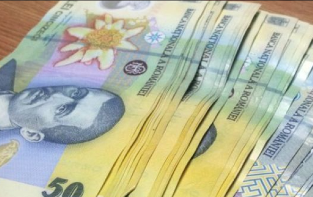 Mai mulți angajați la Brașov, dar salariile… 3 Înșelăciune 40.000 de lei