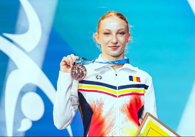 Ana Bărbosu, medalie de aur la sol la Europenele de gimnastică 3 Ana Bărbosu | MyTex.ro