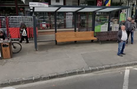 Tânăr dat dispărut în Călărași, găsit dormind într-o stație RATBV din Brașov 3 Tânăr | MyTex.ro