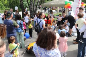 Cum îi sărbătorește Filarmonica Brașov | MyTex.ro