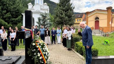 Tineri diplomați străini | MyTex.ro