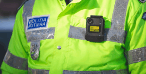 Șofer filmat când încearcă să mituiască un polițist (video) 5 șofer | MyTex.ro