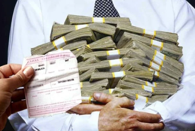 Corupții condamnați nu vor mai beneficia de pensie specială 3 Corupții condamnați nu vor mai beneficia de pensie specială | MyTex.ro