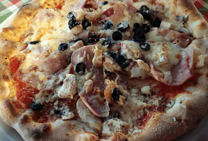 Care e cea mai bună pizza din Braşov 3 Care e cea mai bună pizza din Braşov | MyTex.ro