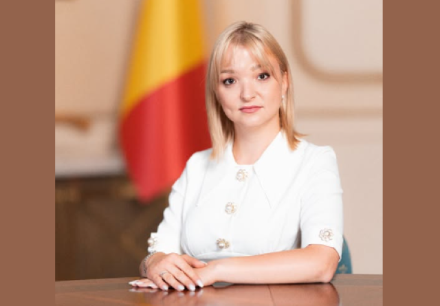 Fiica lui Vadim Tudor îl atacă pe ministrul Demeter András 3 Fiica lui Vadim Tudor îl atacă pe ministrul Demeter András | MyTex.ro