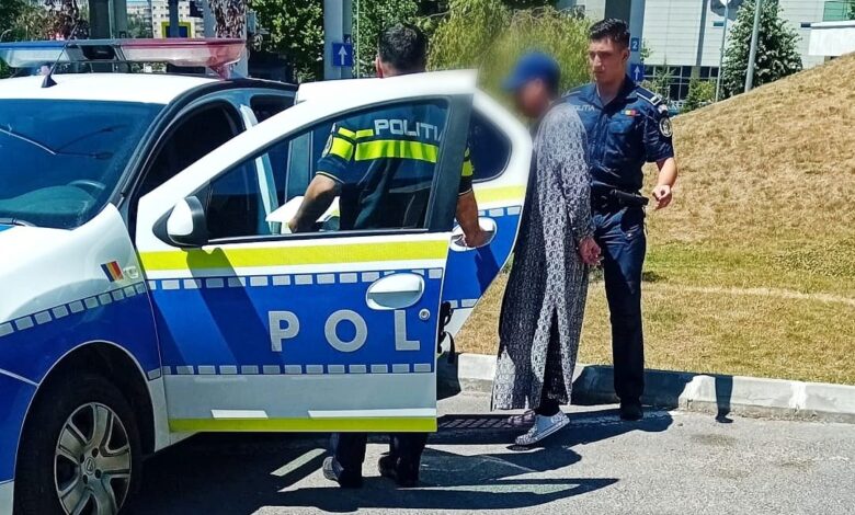 Femeie dată în urmărire națională, „ridicată" de polițiști din zona Gării Brașov 3 Femeie | MyTex.ro