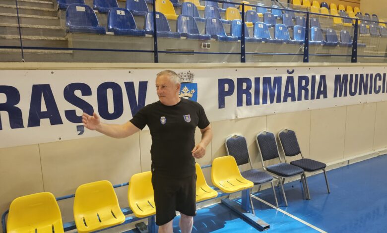 Corona Braşov, prima reacţie despre vehiculata plecare a lui Bogdan Burcea. „E un moment…” 1 Corona Braşov