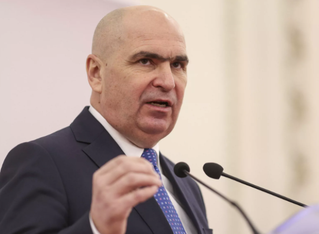 Aproape 10.000 de români din sectorul public cumulează pensia cu salariul 3 Aproape 10.000 de români din sectorul public cumulează pensia cu salariul | MyTex.ro