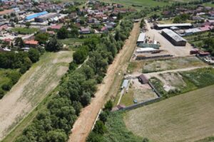 Au început lucrările de curățare a pârâului Ghimbășel în zona Stupini | MyTex.ro