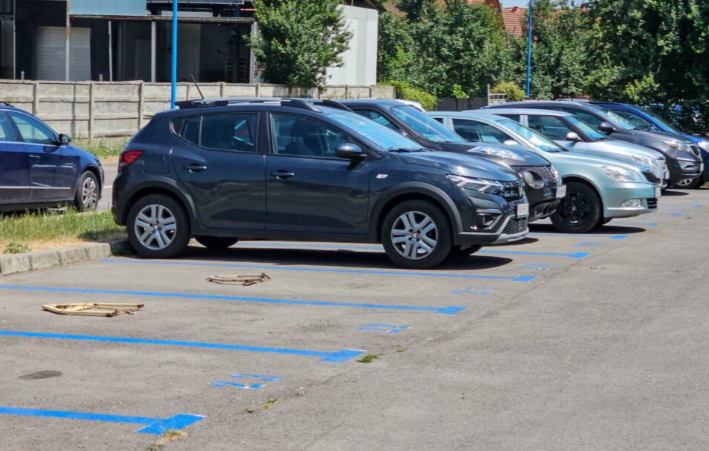 Astăzi, o nouă licitație pentru locuri de parcare / Blocatoarele, interzise 3 Astăzi | MyTex.ro