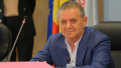 „Fiara” Lăcătuș a dat cu piciorul ofertei de la FRF! De ce a ales legenda Brașovului și a Stelei să rămână în afara jocurilor de culise 10 | MyTex.ro