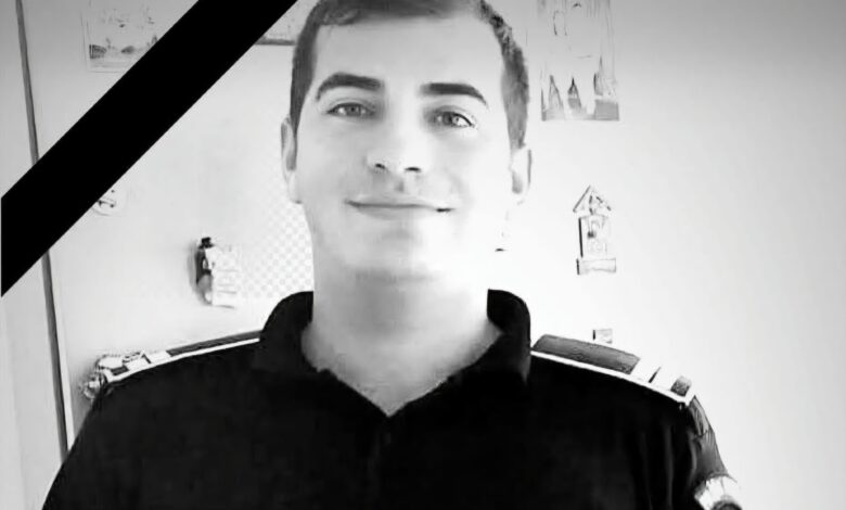 Polițist mort la doar 34 de ani, după ce a căzut brusc din picioare... / „Mori cu zile, cu parafa de «apt medical»" 3 Polițist mort | MyTex.ro