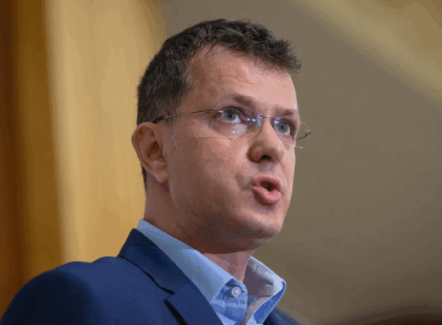 Militarii ar putea ieși mai târziu la pensie 3 militari | MyTex.ro