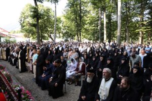 Sfântul Serafim cel Răbdător de la Sâmbăta de Sus a fost canonizat | MyTex.ro