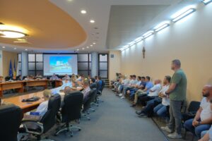 Dezvoltatorii din Tractorul | MyTex.ro