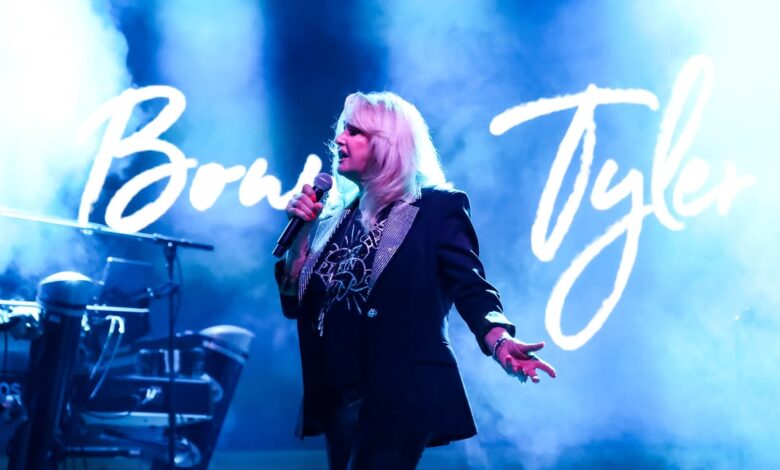Bonnie Tyler, Sabrina, Vengaboys ș.a. - recitaluri în România 3 Bonnie Tyler | MyTex.ro